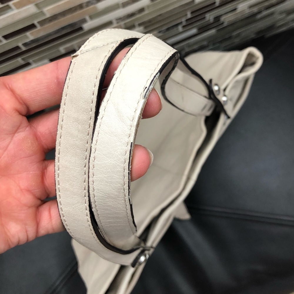 B makowsky Handbag - Picture 10 of 11